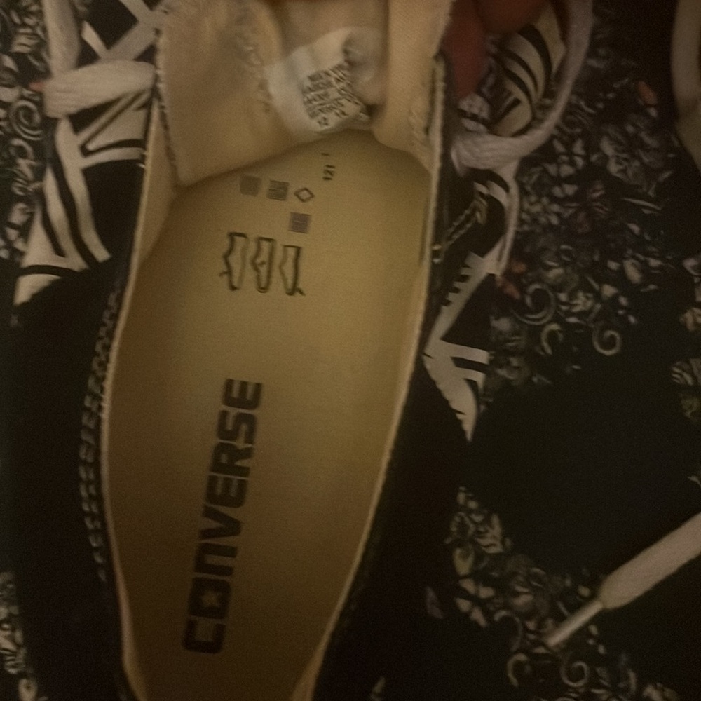 Converse - Picture 5 of 5